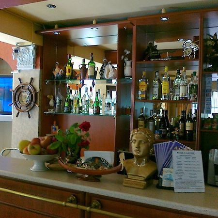 Antik Hotel Varna Bagian luar foto