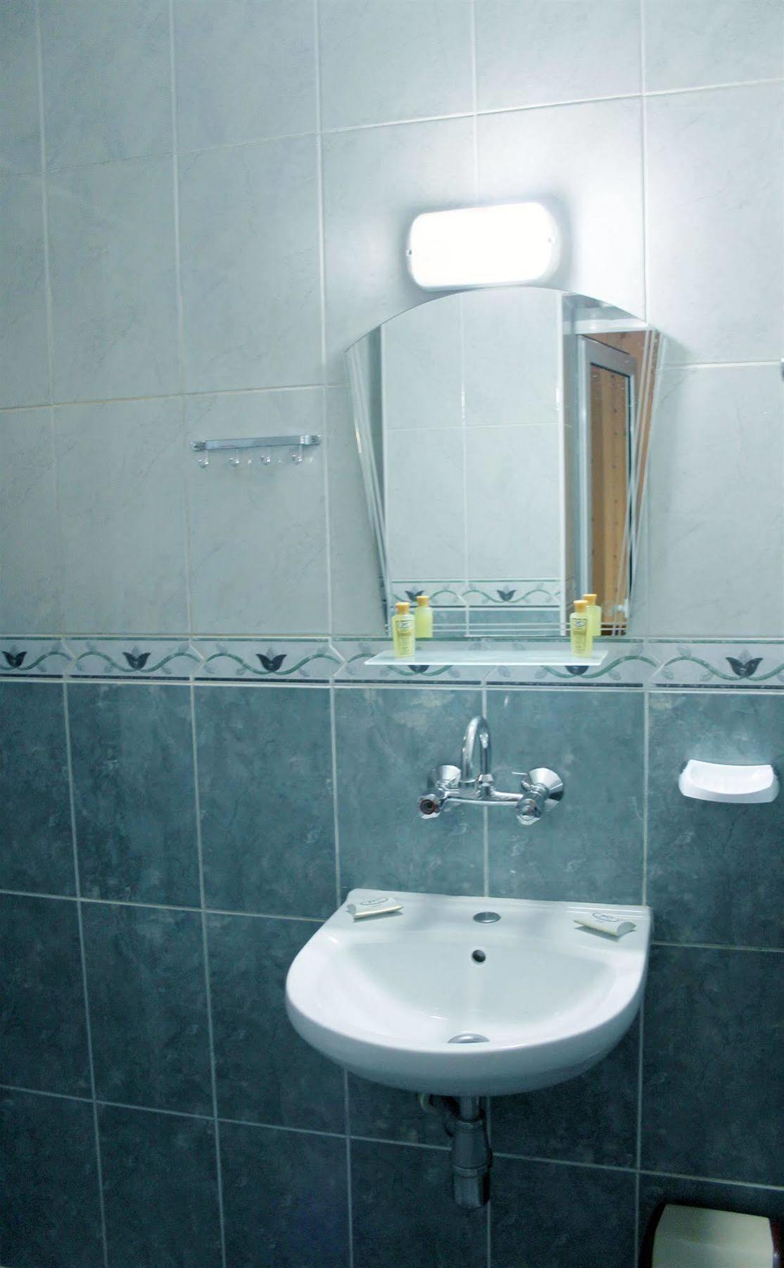 Antik Hotel Varna Bagian luar foto