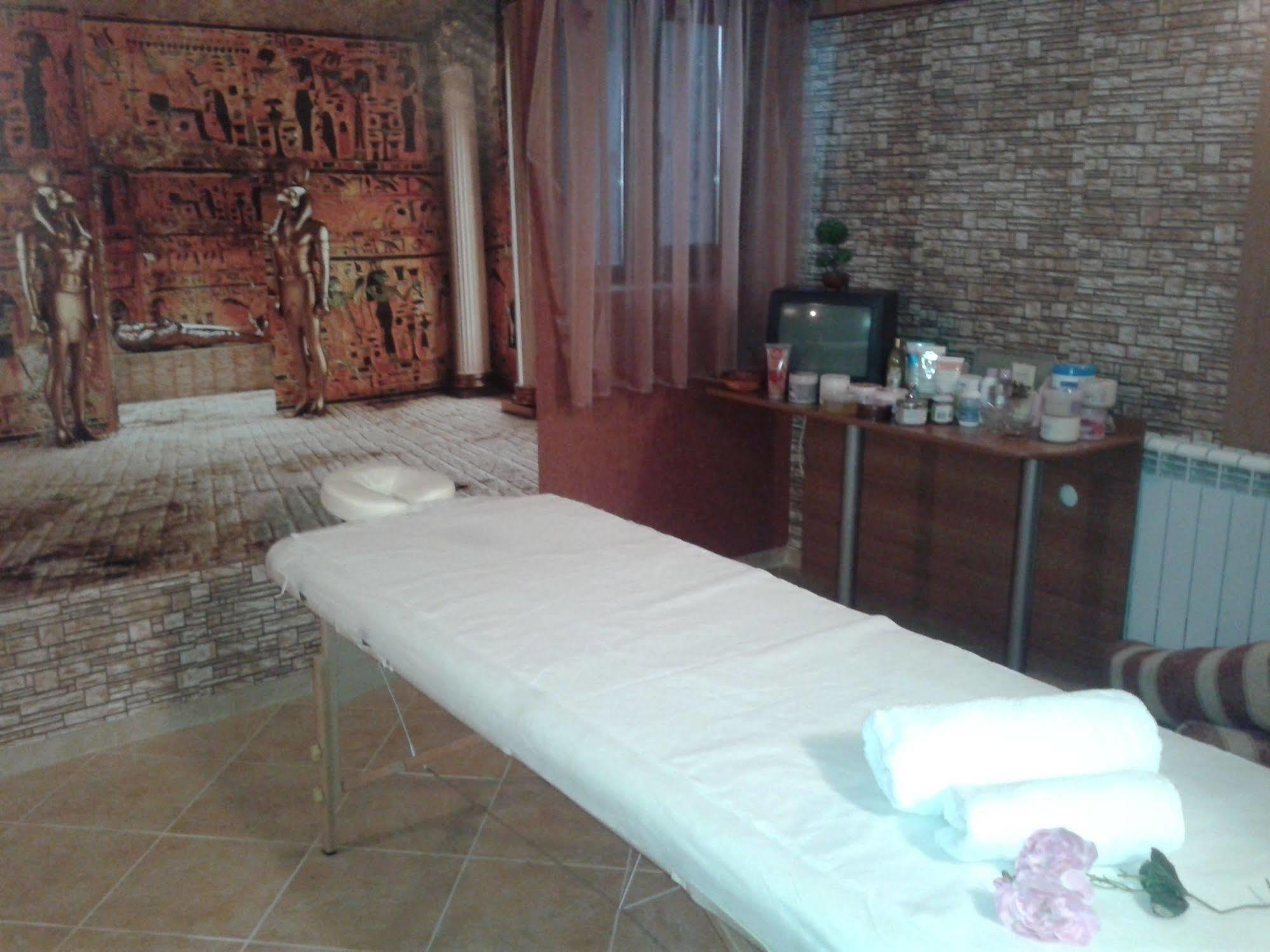 Antik Hotel Varna Bagian luar foto