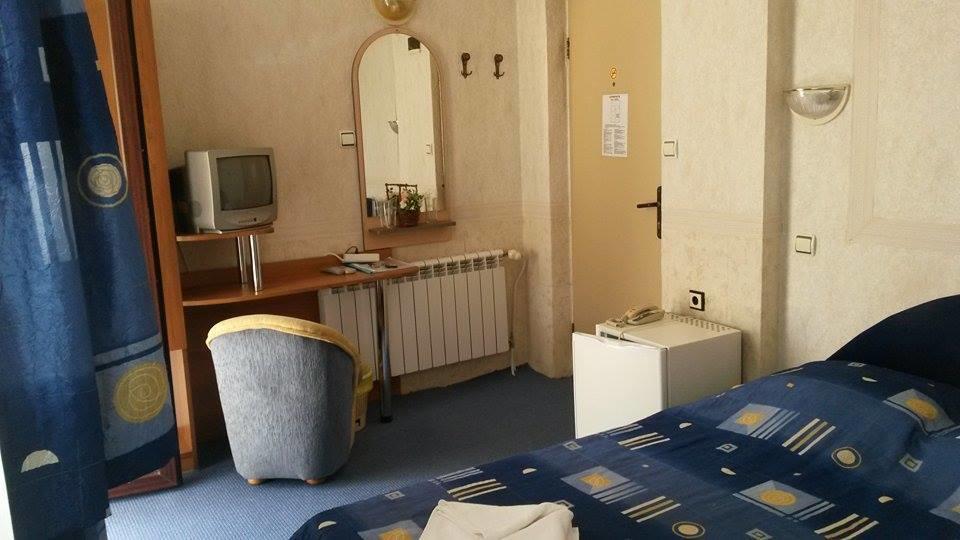 Antik Hotel Varna Bagian luar foto